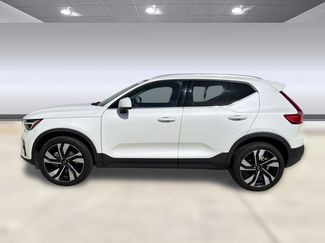 Certified 2023 Volvo XC40 B5 Plus w/ Protection Package Premier video 2
