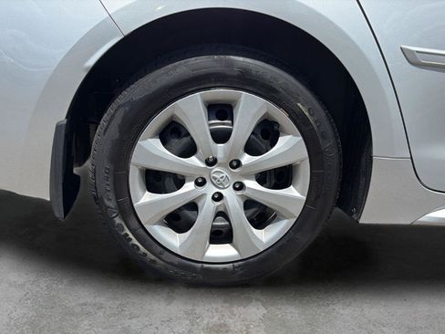 Used 2023 Toyota Corolla LE w/ Carpet Mat Package (TMS) FWD image 24