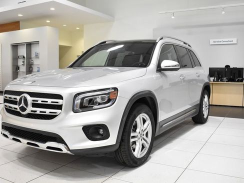 Used 2020 Mercedes-Benz GLB 250 4MATIC image 1
