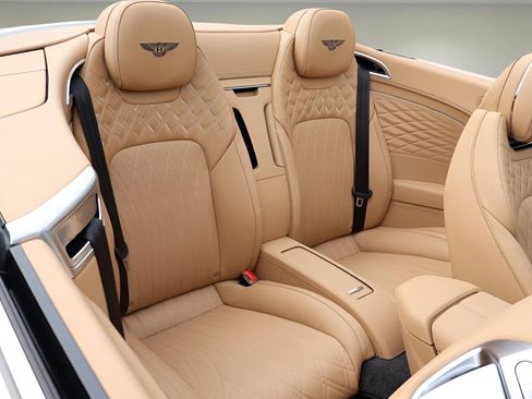 New 2026 Bentley Continental GTC image 14