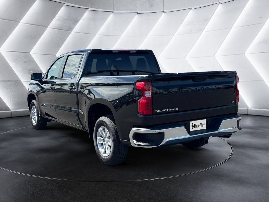 Certified 2025 Chevrolet Silverado 1500 LT RWD image 3