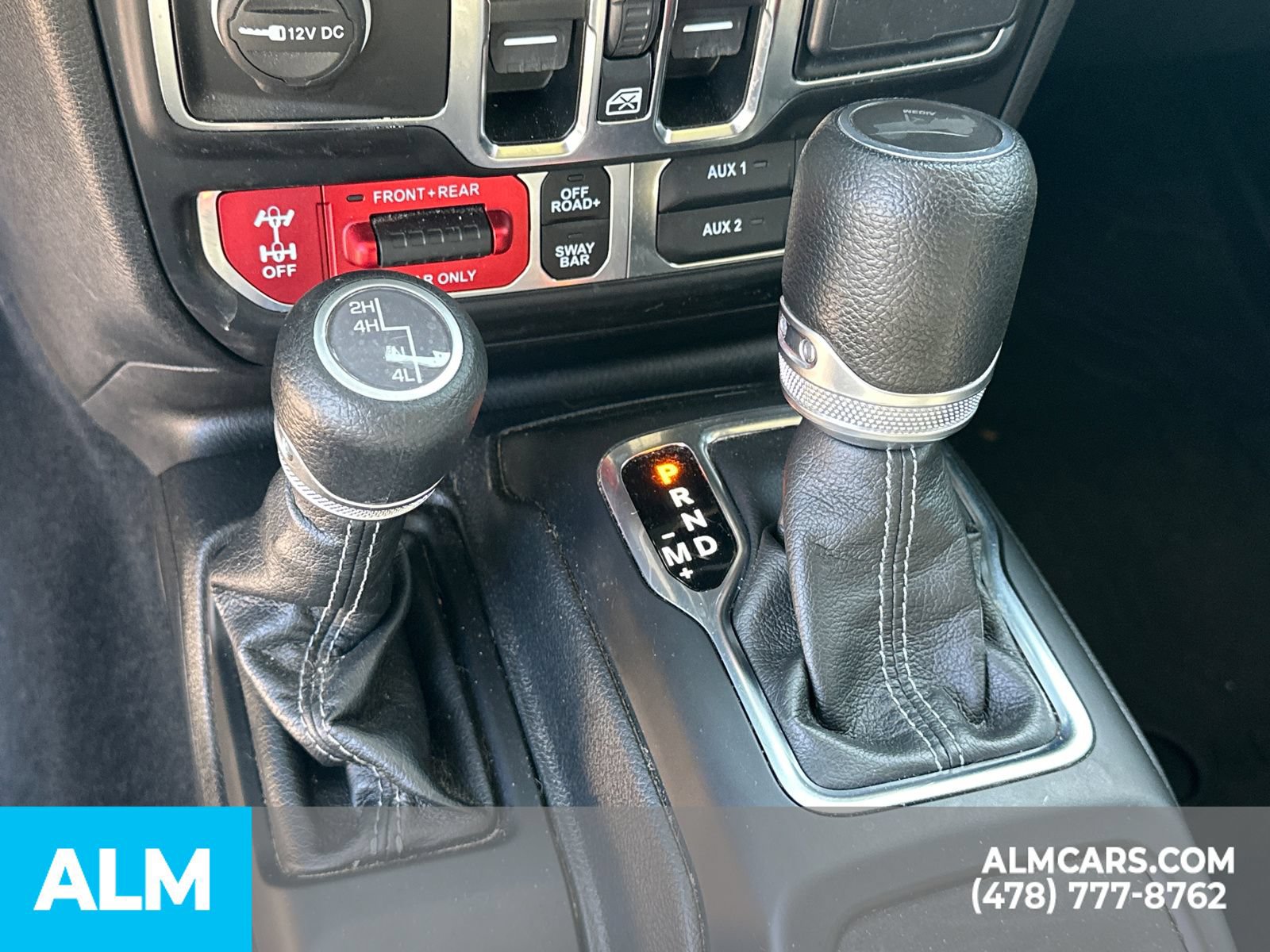 Used 2024 Jeep Wrangler Unlimited Rubicon w/ Technology Group AWD/4WD image 35
