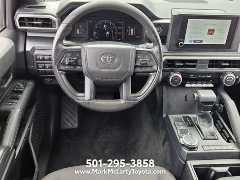 Used 2025 Toyota Tacoma SR AWD/4WD image 11