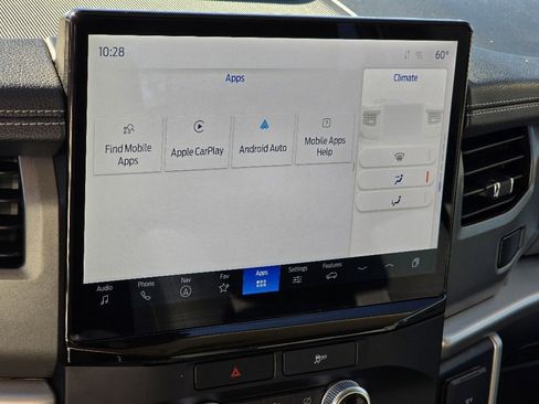 Used 2022 Ford Expedition XLT image 21