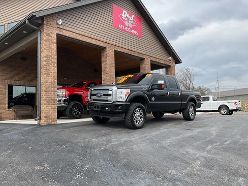Used 2013 Ford F250 Platinum w/ FX4 Off Road Pkg image 26