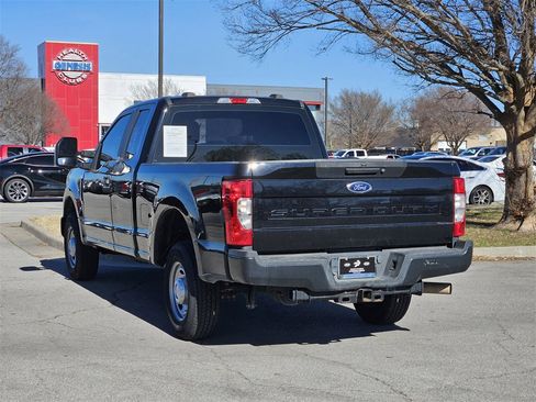 Used 2021 Ford F350 XL image 3
