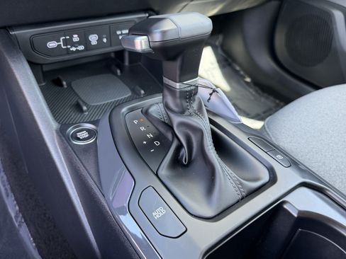 Certified 2025 Kia K4 EX FWD image 22