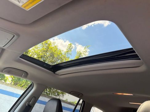 Used 2018 Honda Pilot EX-L image 11
