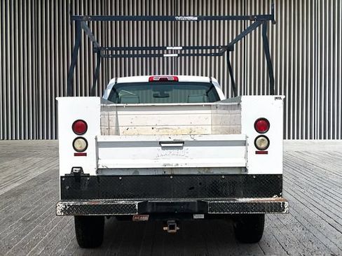 Used 2015 Chevrolet Silverado 2500 W/T RWD image 4