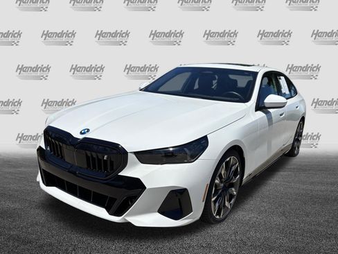 Certified 2025 BMW i5 eDrive40i w/ M Sport Package RWD image 5