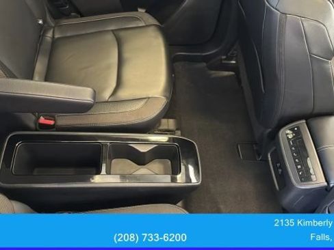 Used 2024 Nissan Pathfinder SL w/ SL Premium Package AWD/4WD image 24