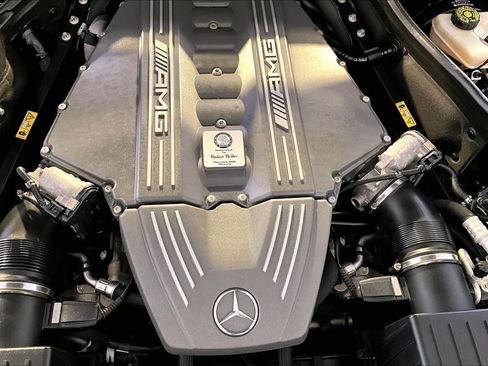 Used 2012 Mercedes-Benz SLS AMG Roadster image 28