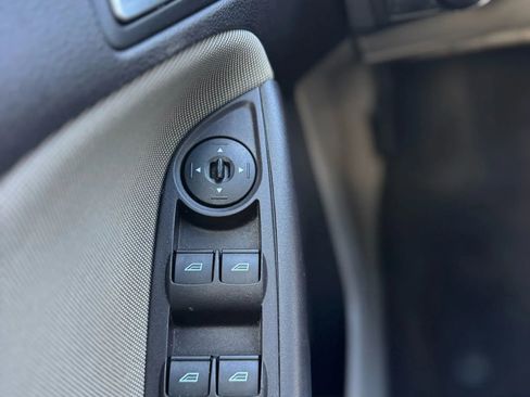 Used 2014 Ford Focus SE w/ SE Winter Package image 18