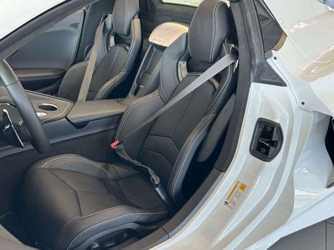 Used 2026 Chevrolet Corvette Stingray Premium Conv RWD image 19