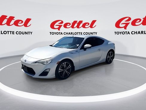 Used 2013 Scion FR-S image 4