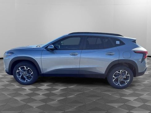 New 2026 Chevrolet Trax LT w/ Driver Confidence Package image 4