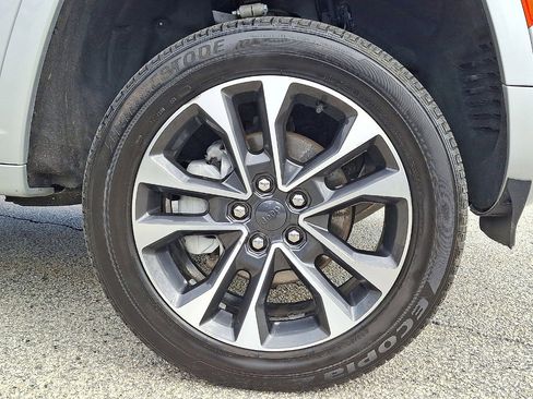 Certified 2022 Jeep Grand Cherokee Overland image 27