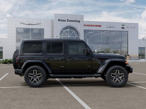 New 2026 Jeep Wrangler Unlimited Sahara AWD/4WD image 21