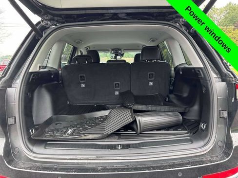 Used 2023 Jeep Grand Cherokee Limited AWD/4WD image 36