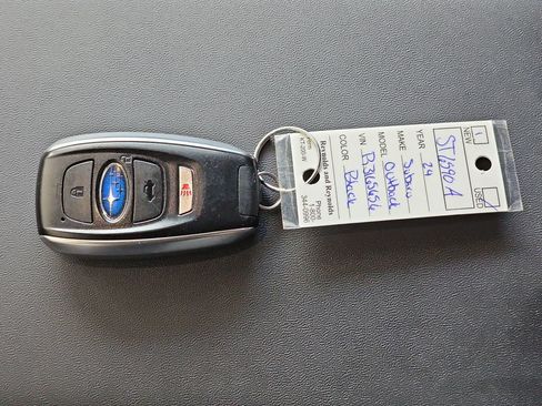 Certified 2024 Subaru Outback Premium AWD/4WD image 41