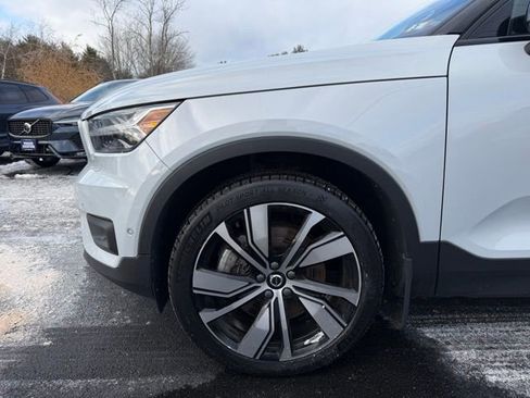 Certified 2022 Volvo XC40 P8 Recharge Ultimate image 14