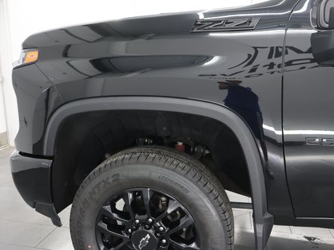 Used 2025 Chevrolet Silverado 2500 LT w/ Trail Boss Package AWD/4WD image 28