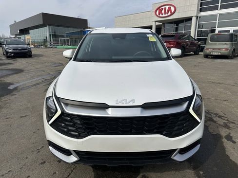 Certified 2023 Kia Sportage LX image 2