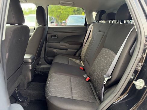 Used 2024 Mitsubishi Outlander Sport SE AWD/4WD image 9