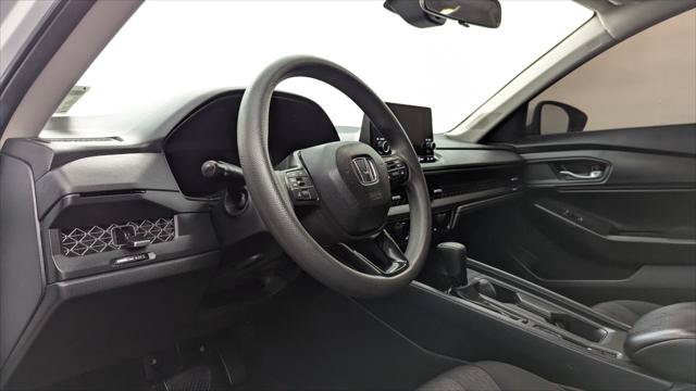 Used 2023 Honda Accord EX image 23