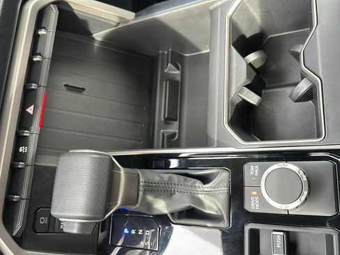 Used 2025 Toyota Tundra SR5 image 29