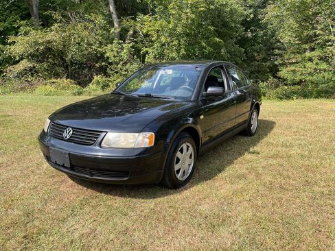 Used 1999 Volkswagen Passat GLS image 14