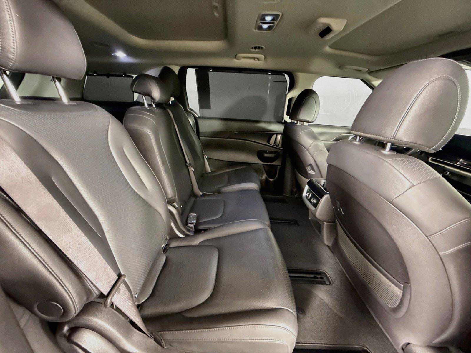 Used 2025 Kia Carnival SX Prestige FWD image 42
