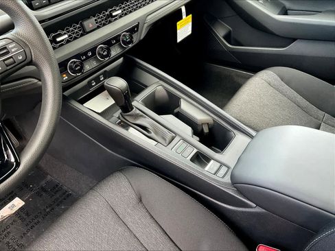 New 2025 Honda Accord SE image 14
