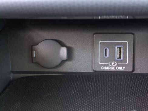 Used 2020 Nissan Pathfinder SL image 22