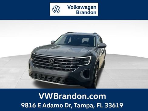 New 2026 Volkswagen Atlas SE image 1