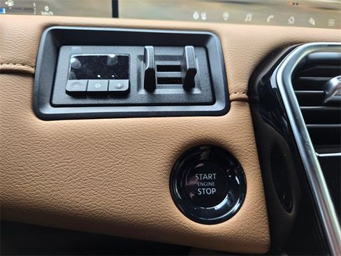 New 2025 Nissan Armada Platinum Reserve image 23