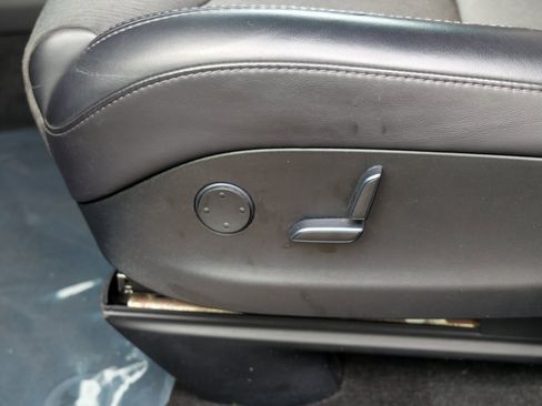 Used 2018 Tesla Model X 75D image 21