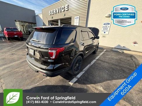 Certified 2018 Ford Explorer Platinum image 2