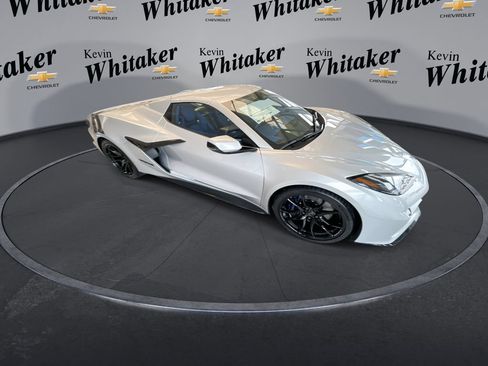 New 2027 Chevrolet Corvette Grand Sport w/ Z52 Sport Performance Package RWD image 2