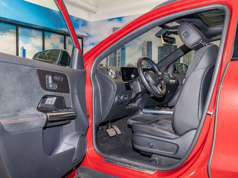 Certified 2022 Mercedes-Benz GLA 250 4MATIC image 13