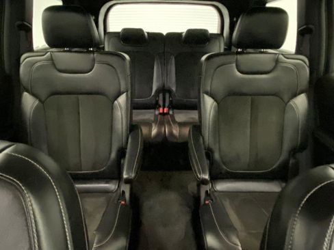 Used 2021 Jeep Grand Cherokee L Laredo image 40