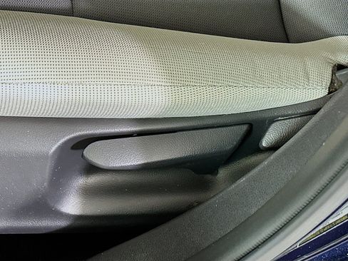 Used 2024 Toyota Corolla LE FWD image 13