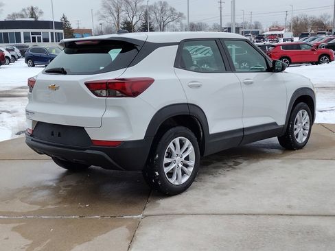Used 2023 Chevrolet TrailBlazer LS image 5