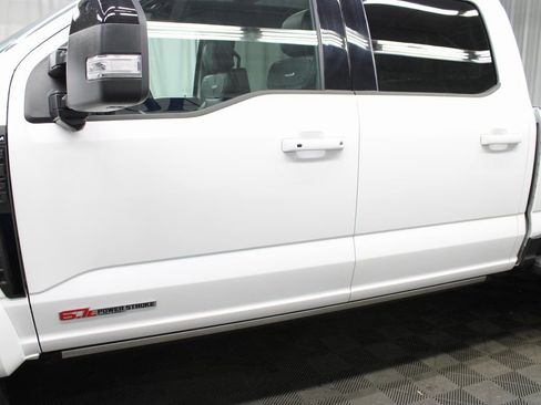 Used 2025 Ford F450 Platinum w/ FX4 Off-Road Package image 53