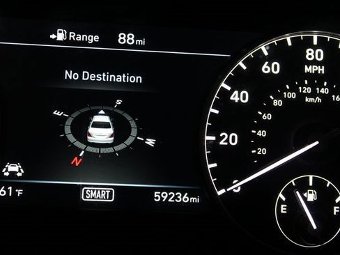 Used 2019 Genesis G90 3.3T Premium image 15