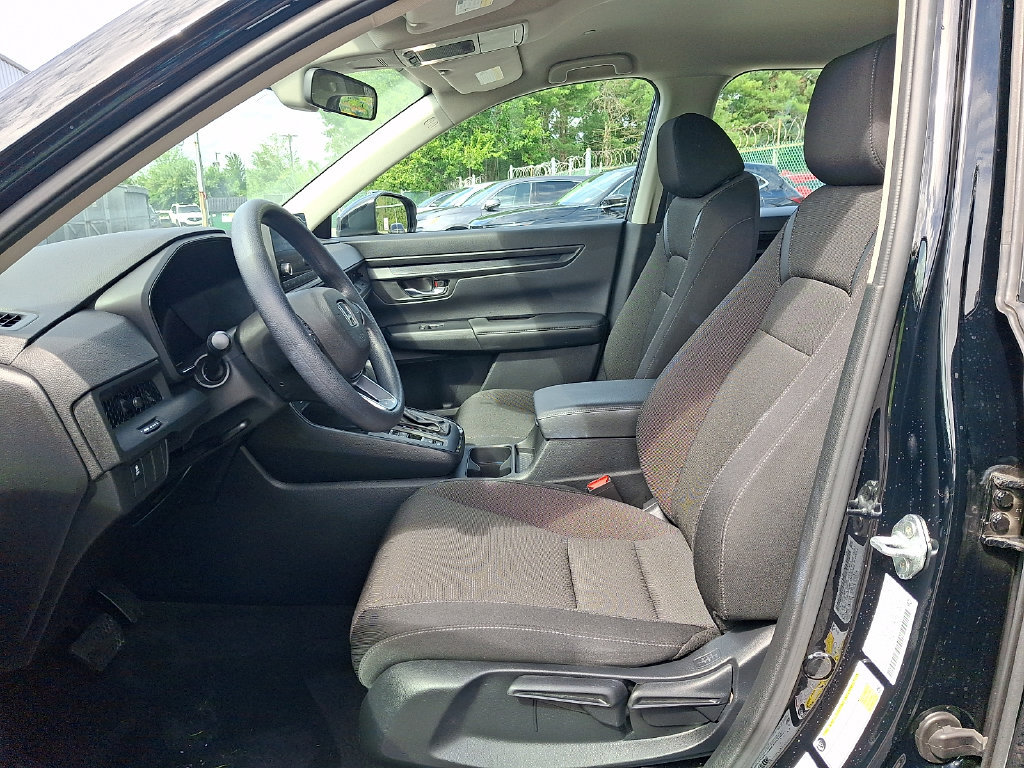 Used 2023 Honda CR-V LX image 13
