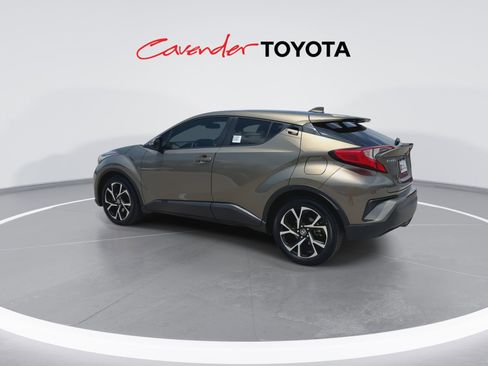 Certified 2021 Toyota C-HR XLE FWD image 6