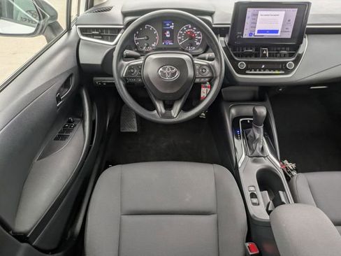 Used 2024 Toyota Corolla LE image 12