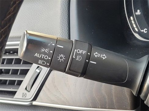 Used 2018 Honda Accord EX-L image 31