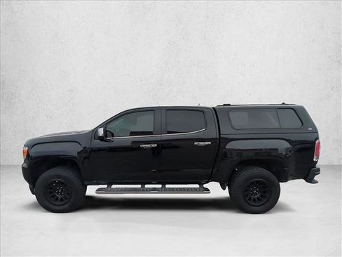Used 2017 GMC Canyon Denali image 8